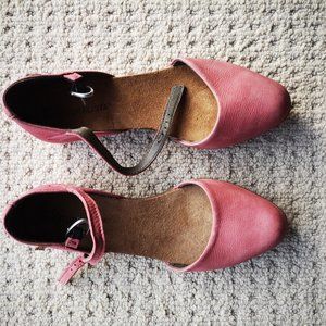 NEW | El Naturalista Ballerina Style Shoes | Rose